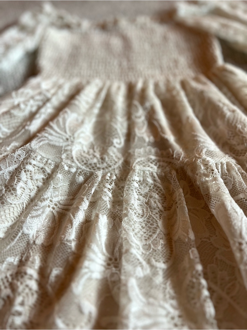 Baltic Born Tate Smocked Lace White and Cream Dress Women’s Size S - Picture 5 of 9